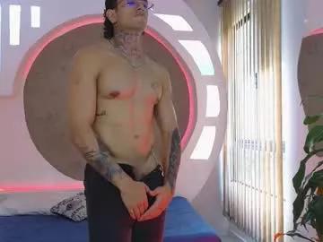 alanrodgers2_0 on Chaturbate 