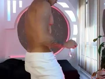 alanrodgers2_0 on Chaturbate 