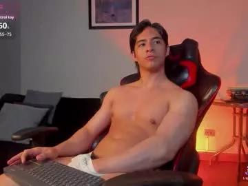 Masturbate to Alekblake, he wants to masturbate for you alekblake from Chaturbate