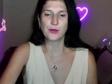 alianna_solo_kiss on Chaturbate 