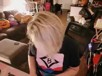 Freechat aliceliddell710 on Chaturbate