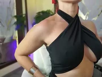 Try cute performer Allicerouse allicerouse from Chaturbate