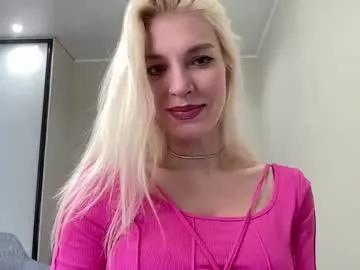 amazingkelly on Chaturbate 