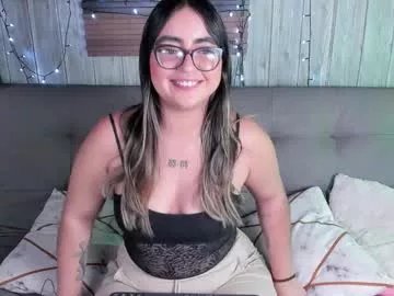 appril_foxx on Chaturbate 