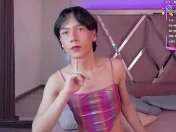 ash_femboy from Chaturbate
