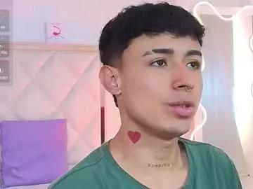 aziel_tay from Chaturbate