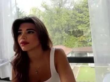 Freechat bella_posh on Chaturbate