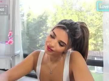 Freechat bella_posh on Chaturbate