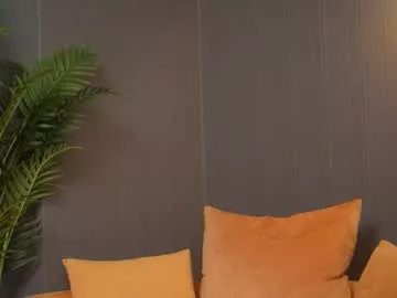 calliadesigner on Chaturbate 