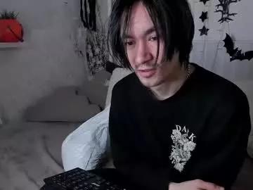 Discover 28 years old calvinowens from Chaturbate calvinowens from Chaturbate