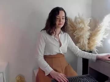 camillaadrian on Chaturbate 