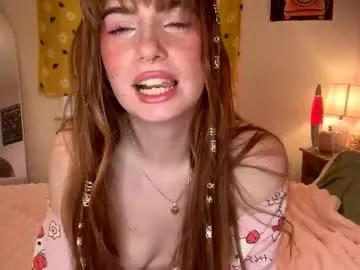 cheekykatx on Chaturbate