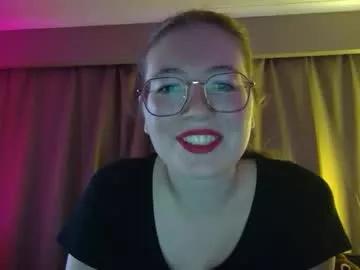 cheekynightowl on Chaturbate