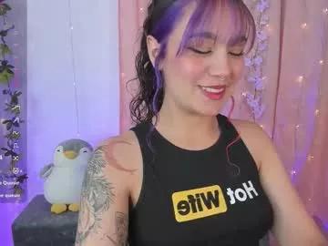 chloe_evans12 from Chaturbate