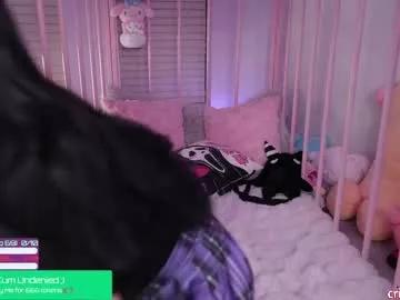 Freechat crimsonkitten on Chaturbate