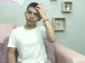 Freechat derek__west on Chaturbate