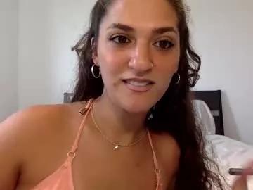emmababy2322 on Chaturbate