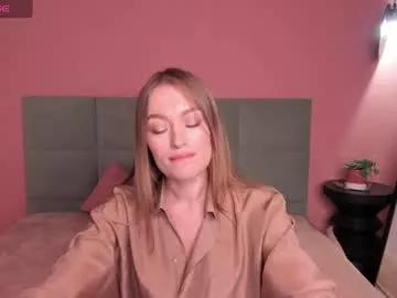 evelynpoole on Chaturbate