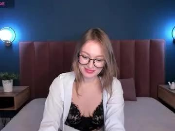 evelynpoole on Chaturbate 