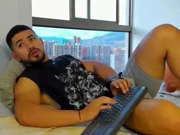 ezzio_scolaro on Chaturbate 