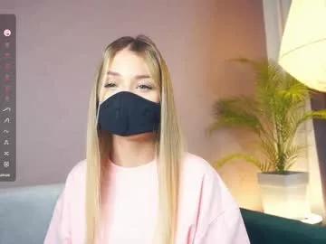huntertiana on Chaturbate 