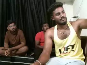 Freechat indiandesiguys2023 on Chaturbate