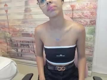 Private isa_little4u on Chaturbate