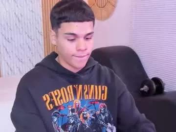 Freechat james_jonnes on Chaturbate