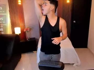 Freechat james_jonnes on Chaturbate