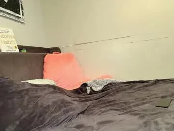 Chaturbate jaydomonique is Freechat jaydomonique — I am back for some fun #curvy #young #bigass #ebony #lovense