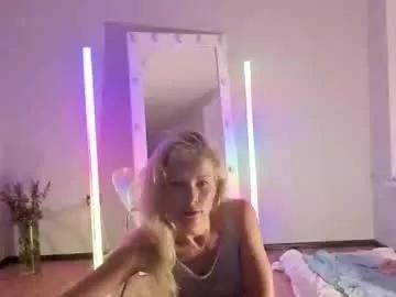 Freechat julia_giulia on Chaturbate