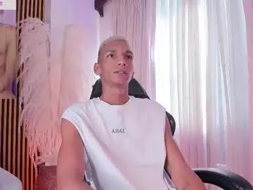 Explore Chaturbate's Juliensaint_ juliensaint_ from Chaturbate