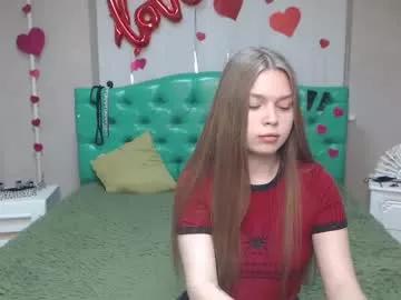 Freechat larapika on Chaturbate