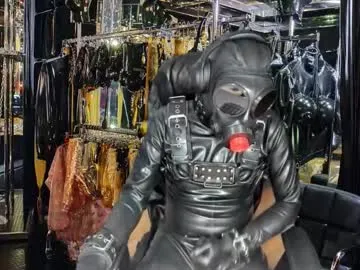 latexlover202 — Chilling in latex #fetish #latex #rubber #bdsm #kinky