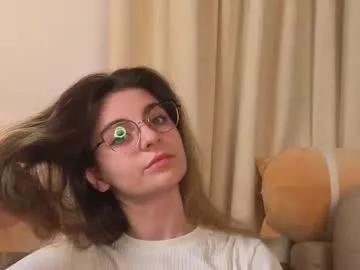 lelahcaminero from Chaturbate