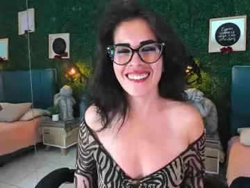 Watch amazing performer Linagh linagh from Chaturbate