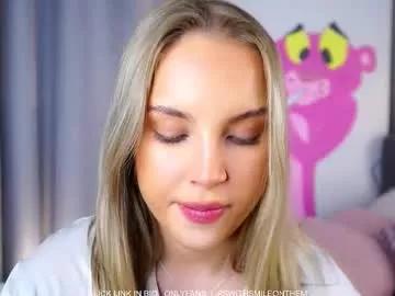 Chaturbate Lipswithsmileonthem lipswithsmileonthem from Chaturbate