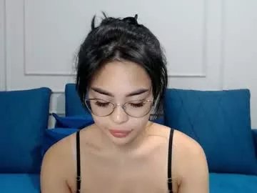 little_v1rgin_angel on Chaturbate 