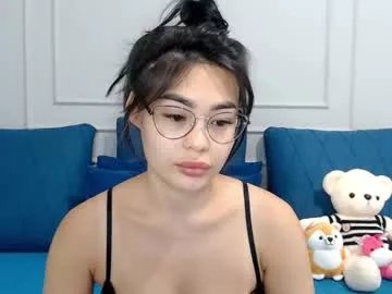 little_v1rgin_angel on Chaturbate 