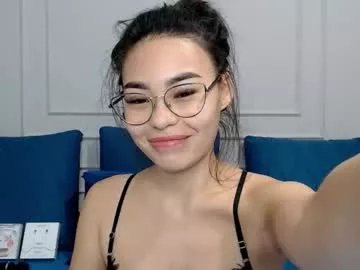 little_v1rgin_angel on Chaturbate 