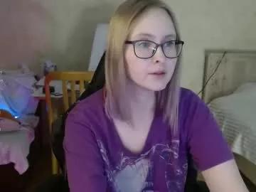 Explore Love_agatha, she wants to masturbate for you love_agatha from Chaturbate