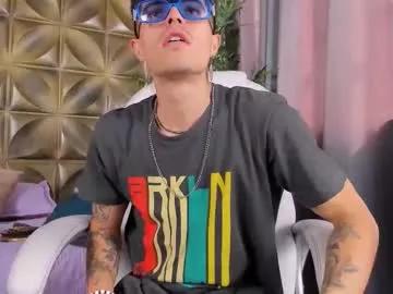 Freechat luis_as on Chaturbate