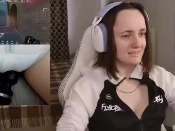 Masturbate to Chaturbate's Luna_loveeee luna_loveeee from Chaturbate