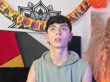 Watch Chaturbate's Maiky_cooper maiky_cooper from Chaturbate