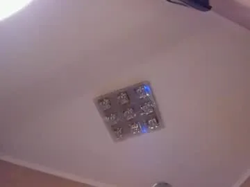 mela911carrera on Chaturbate