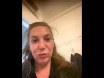melli23 on Chaturbate 