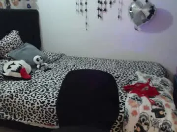 mia_adams_red — hey babe, u can make me scream #bigboobs #anal #squirt #young #lovense #hairy #latina #bigass #shy #redhead #natural