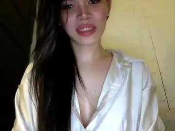 Freechat ms_kapoy on Chaturbate