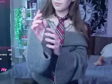 Check out 19 years old naugghtynikki from Chaturbate naugghtynikki from Chaturbate
