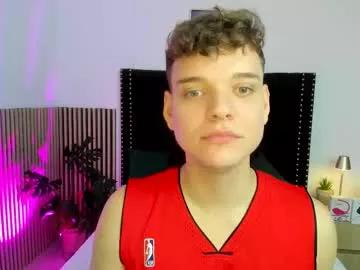 Freechat naughty_twink_ on Chaturbate